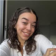 Étudiante disponible pour aide aux devoirs du primaire au lycée